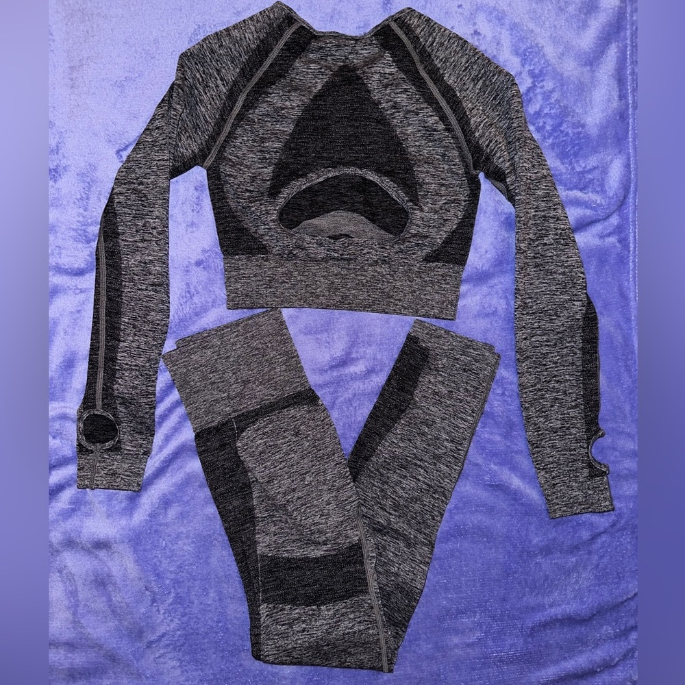 Workout Set - Picture 2 of 2